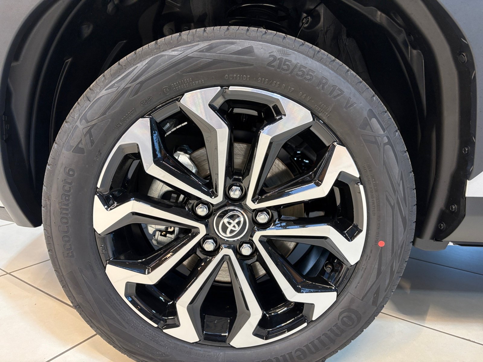 Foto 1 - Yaris Cross Teamplayer WInter + Safety Paket, SIlver