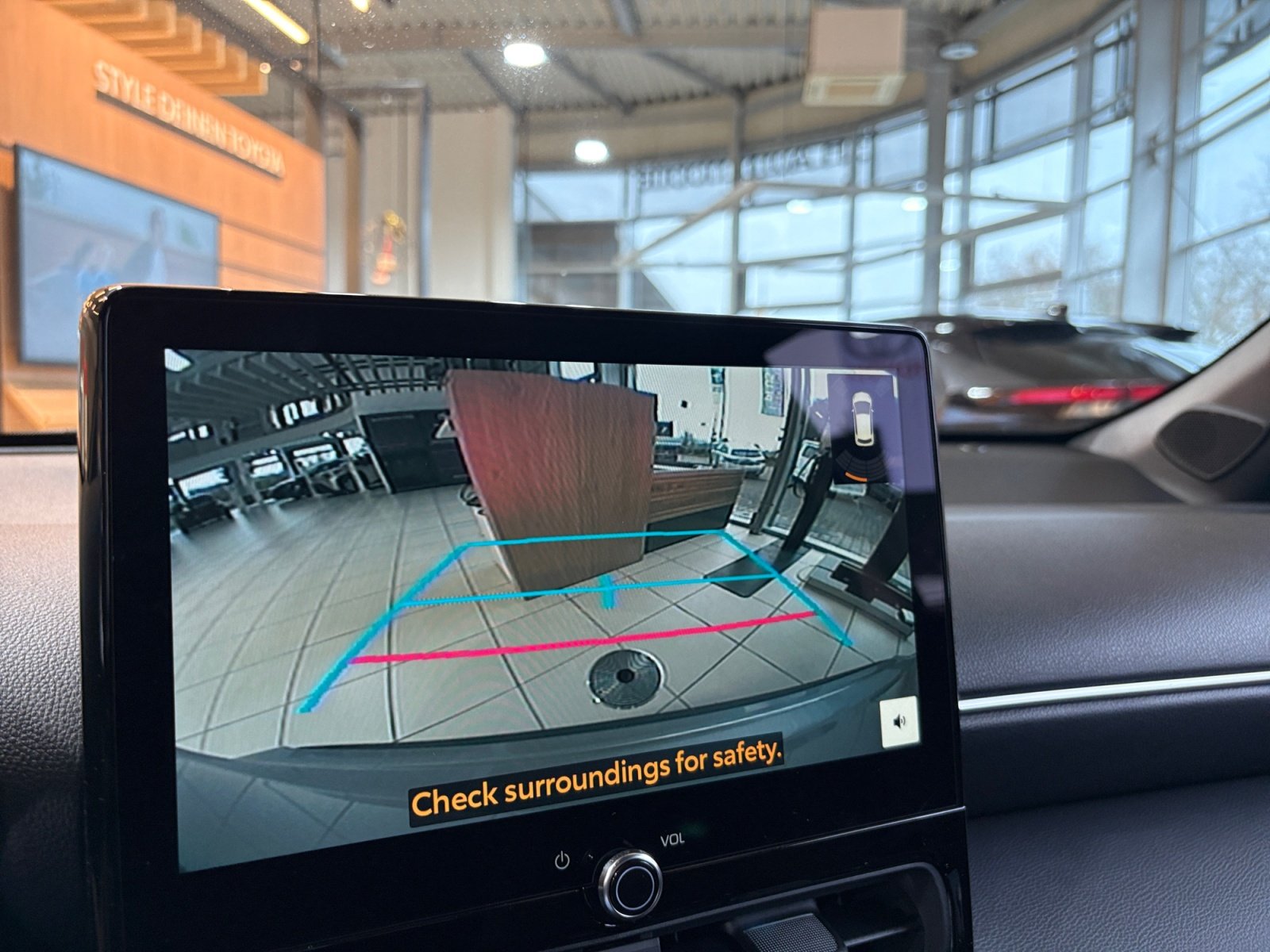 Foto 1 - Yaris Cross Teamplayer WInter + Safety Paket, SIlver