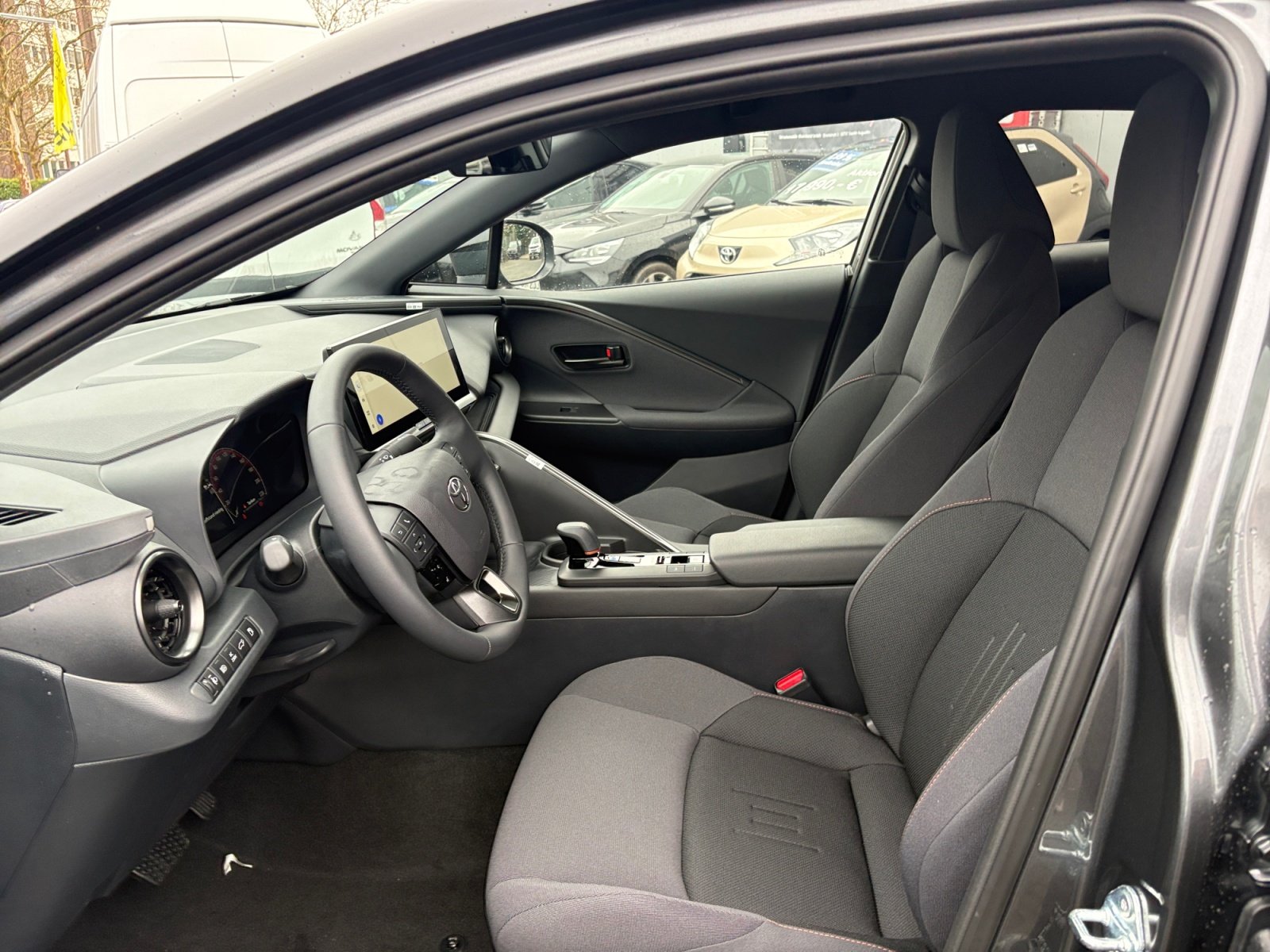 Foto 1 - C-HR - 2.0 l Plugin 4x2 Teamplayer CVT 2xKlima, Marlingrau/Schwarz