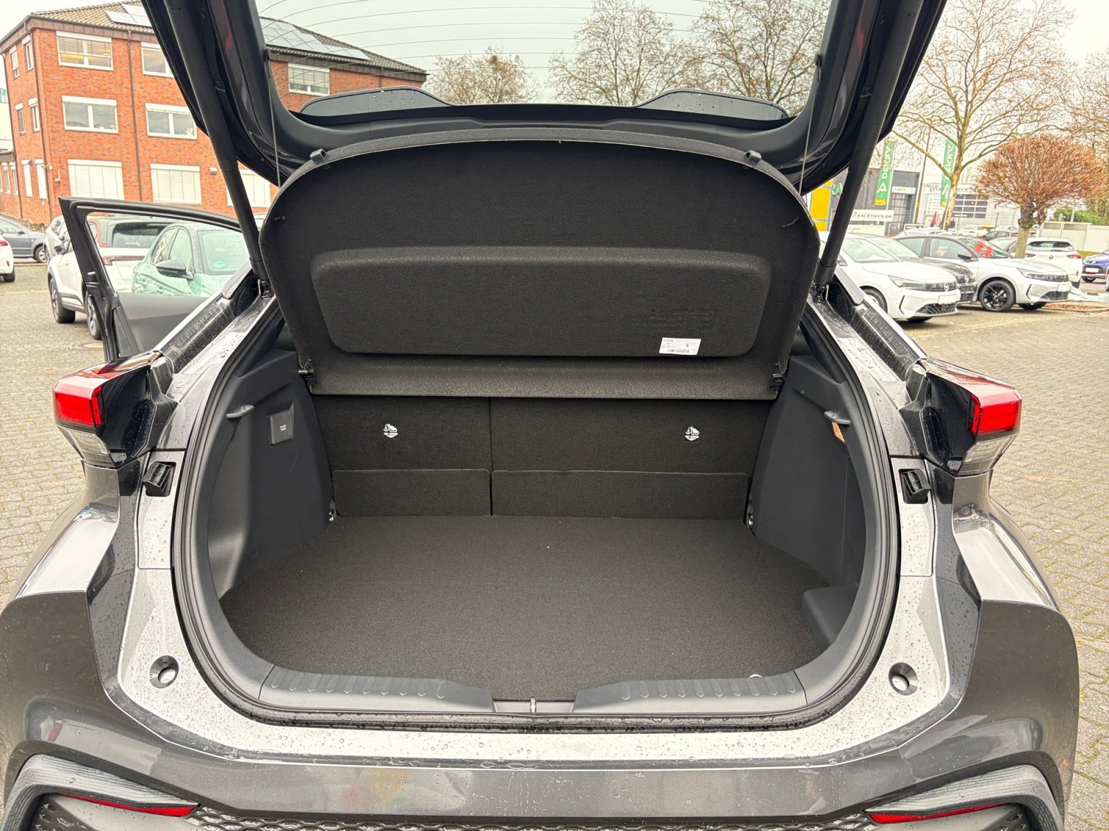 Foto 1 - C-HR - 2.0 l Plugin 4x2 Teamplayer CVT 2xKlima, Marlingrau/Schwarz