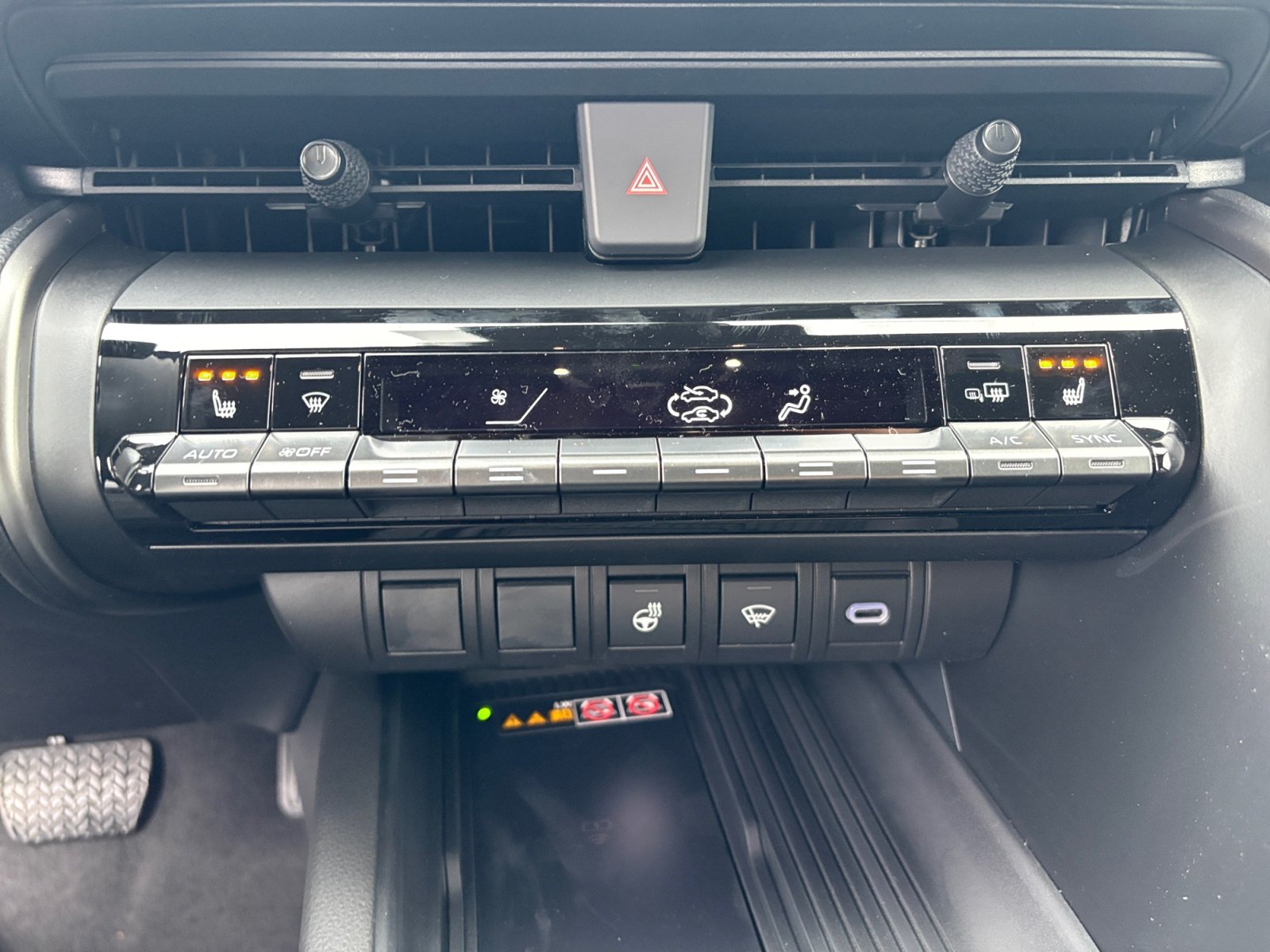 Foto 1 - C-HR - 2.0 l Plugin 4x2 Teamplayer CVT 2xKlima, Marlingrau/Schwarz