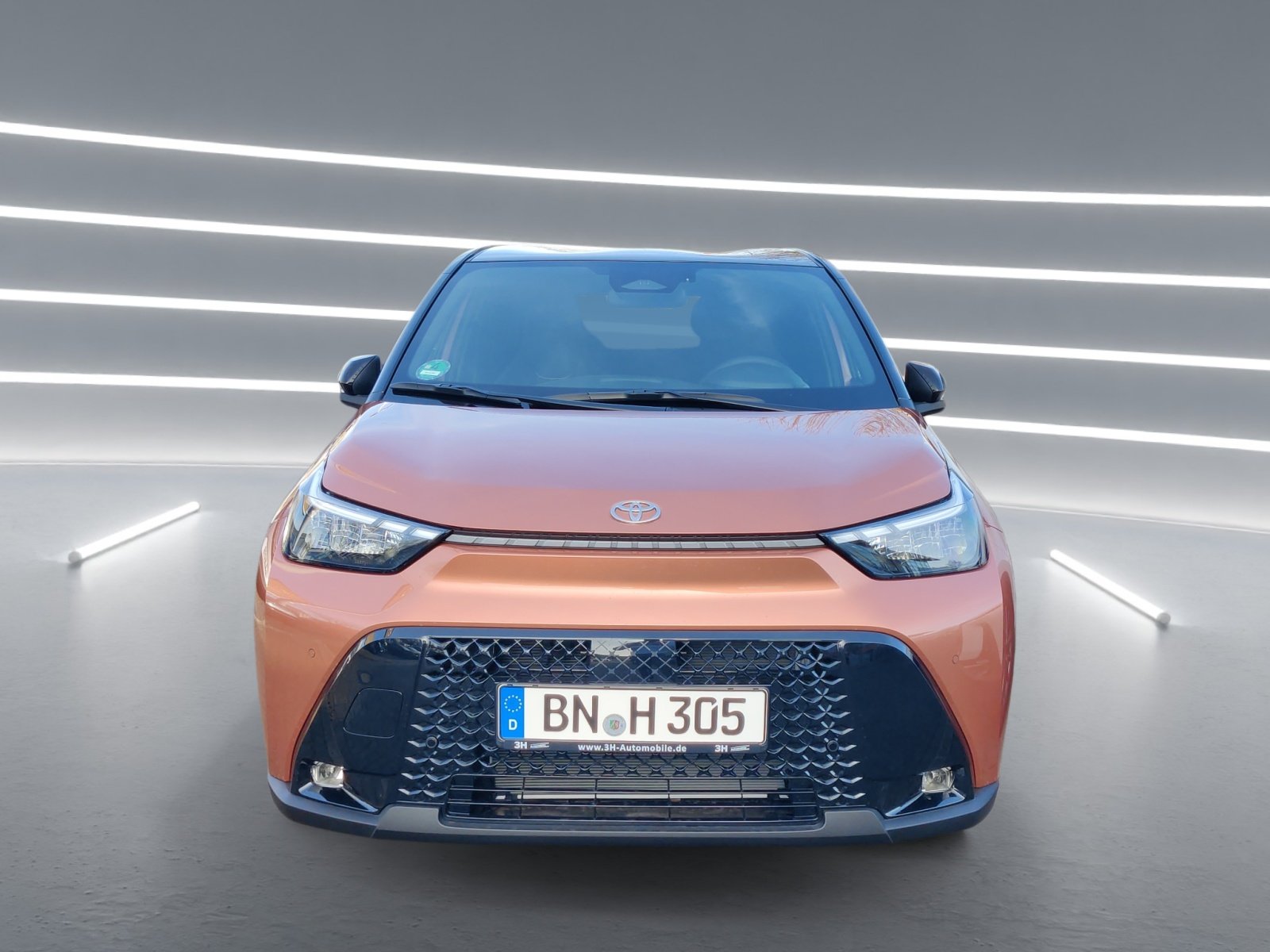 Foto 1 - Aygo X Hybrid Teamplayer * Vorführwagen, Cinnamon Bronze