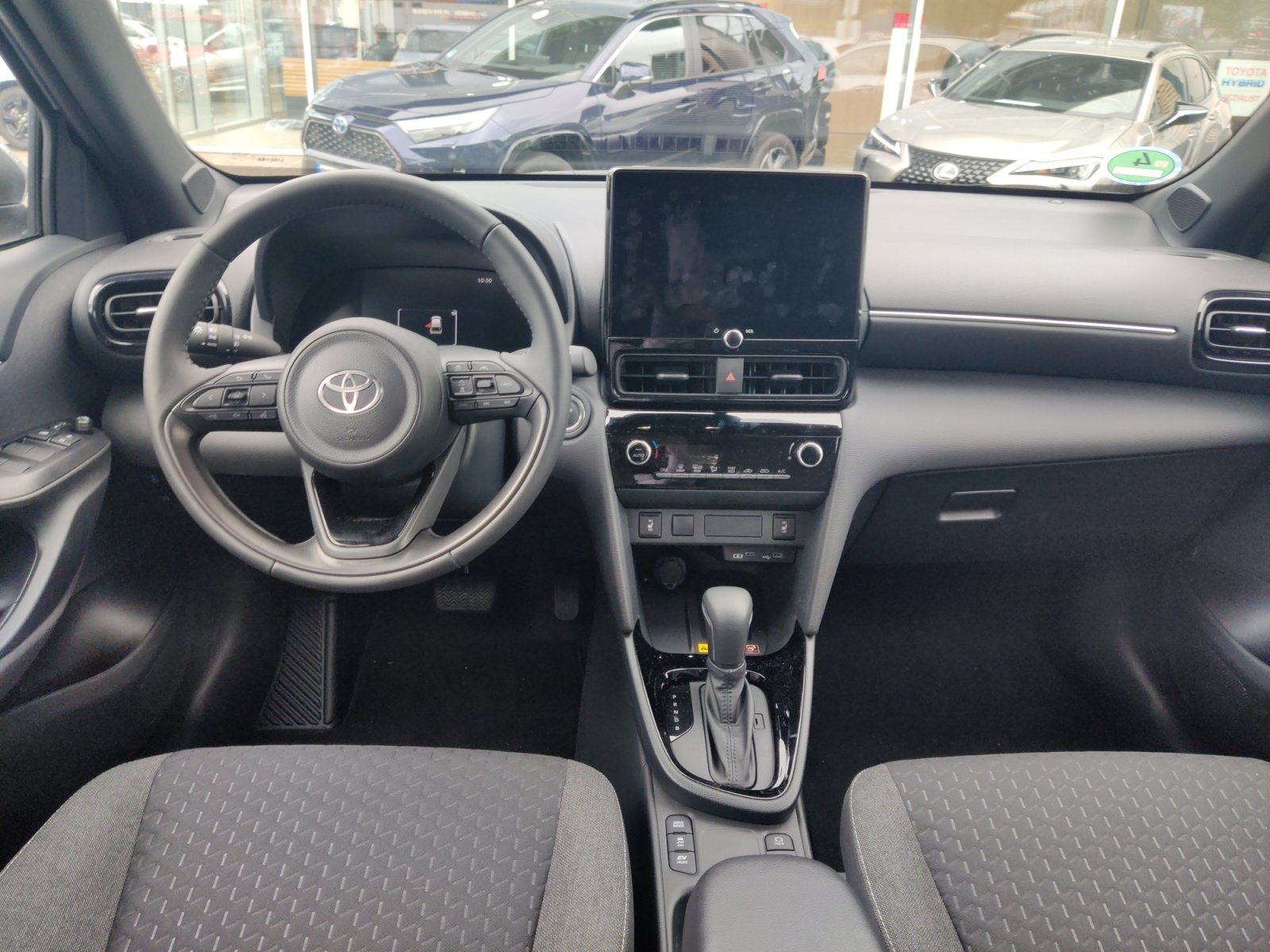 Foto 1 - Yaris Cross - 1.5 Hybrid Teamplayer, Shimmering Silver