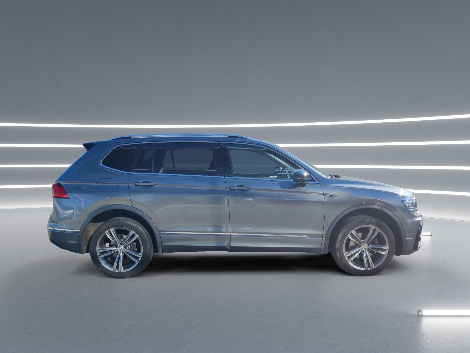 Foto 1 - Tiguan Allspace 2.0 TDI *R-Line, IQ Light*, grau