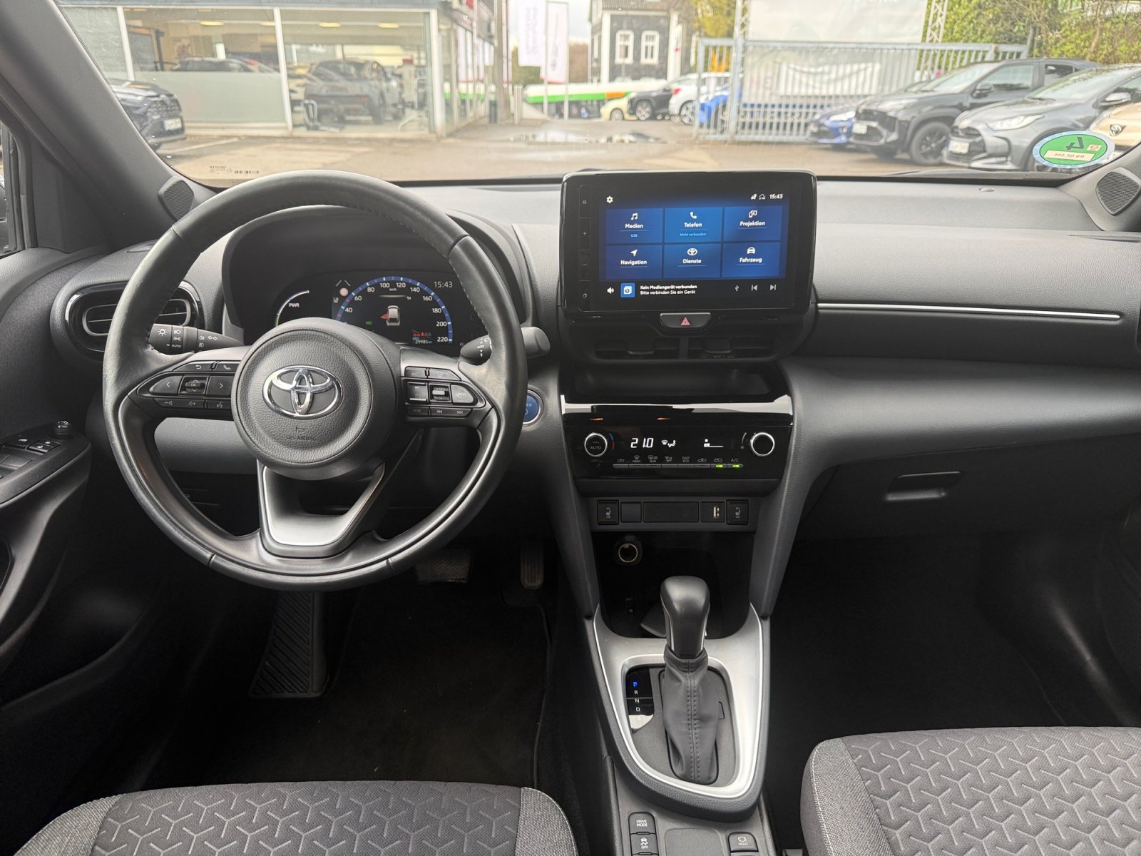 Foto 1 - Yaris Cross 1.5l Hybrid 4x2 Team-D, Silber