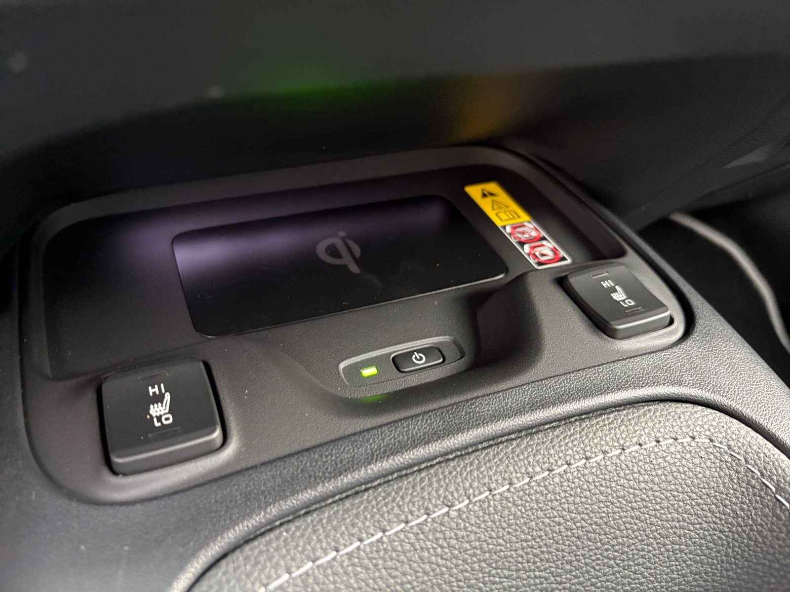 Foto 1 - Corolla Touring Sports Hybrid Team D*sofort, Cosmic Silber