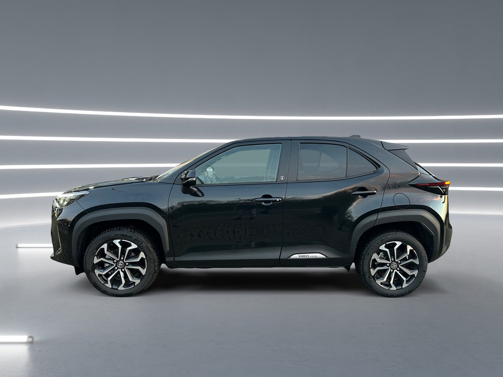 Foto 1 - Yaris Cross Team D *Safety *Winter, mysticschwarzmetallic