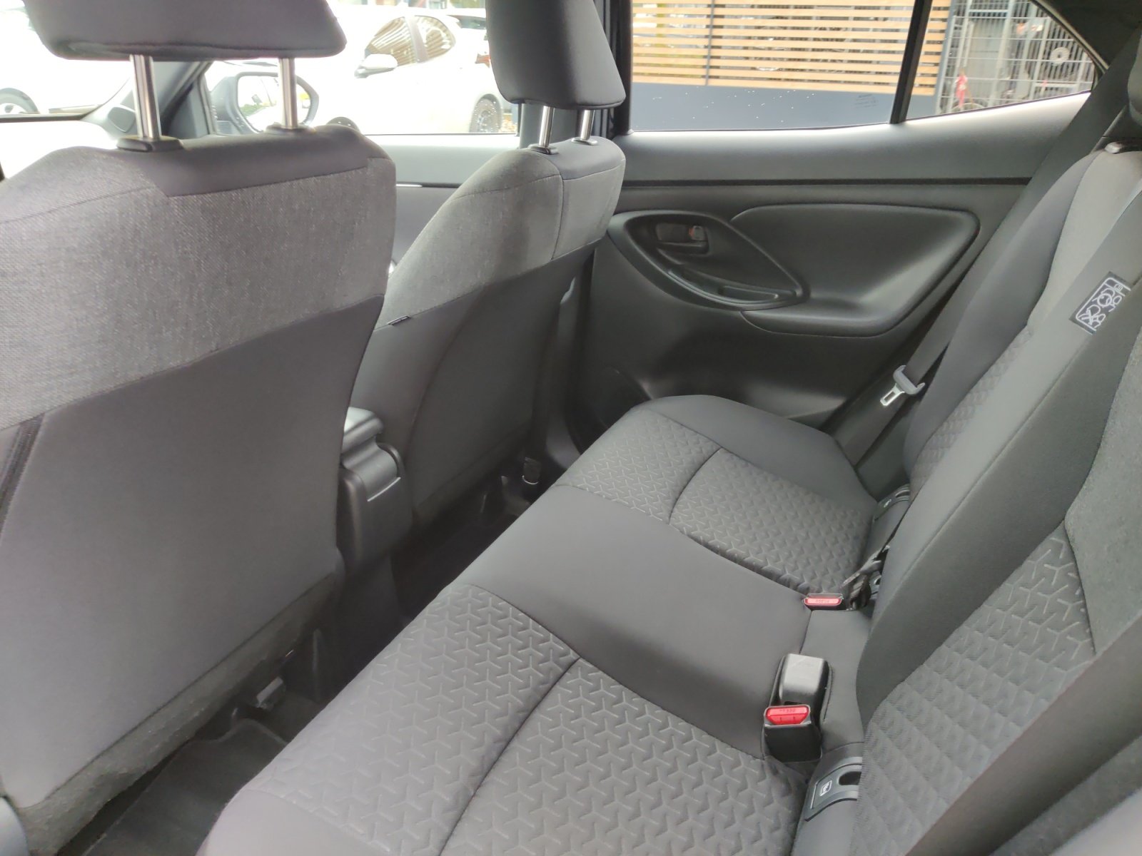 Foto 1 - Yaris Cross Hybrid Team D Jahreswagen 1. Hand, mysticschwarz