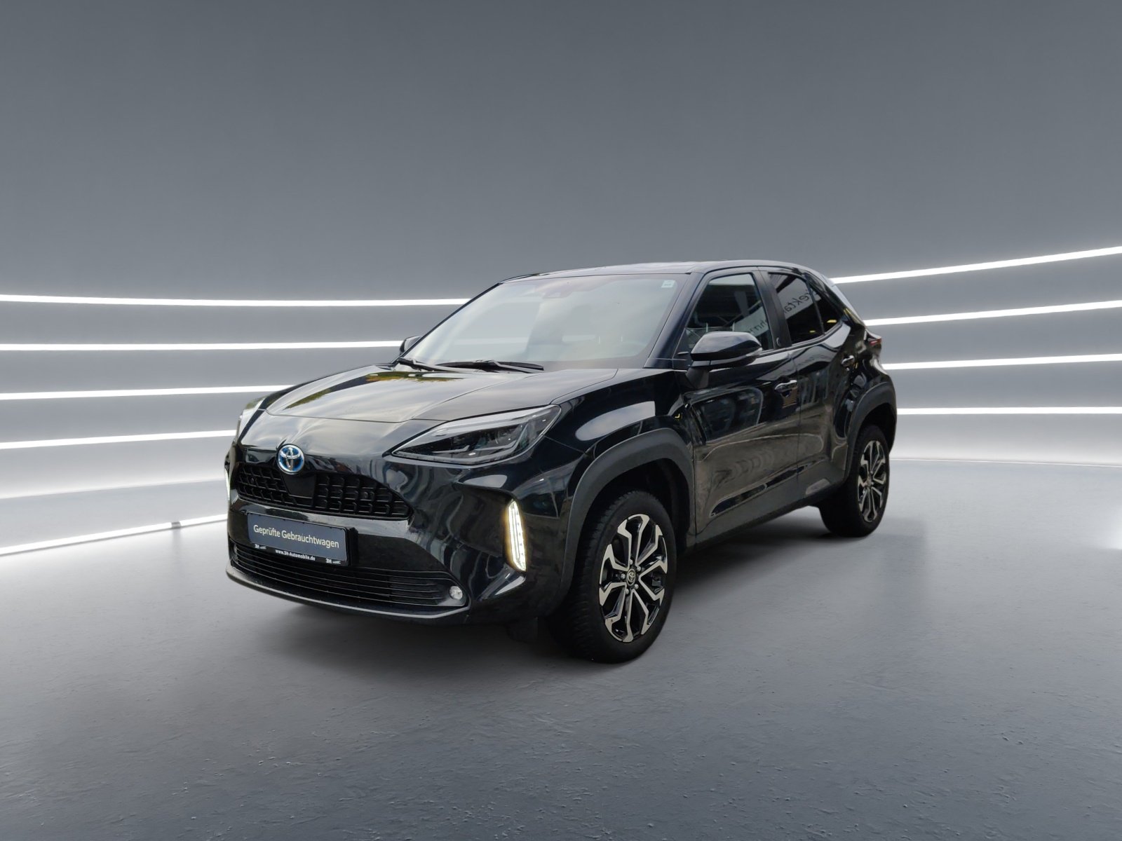 Foto 1 - Yaris Cross Hybrid Team D Jahreswagen 1. Hand, mysticschwarz