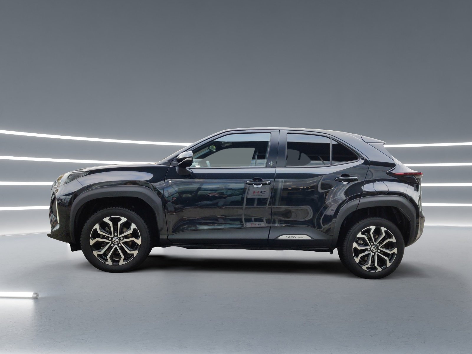 Foto 1 - Yaris Cross Hybrid Team D Jahreswagen 1. Hand, mysticschwarz