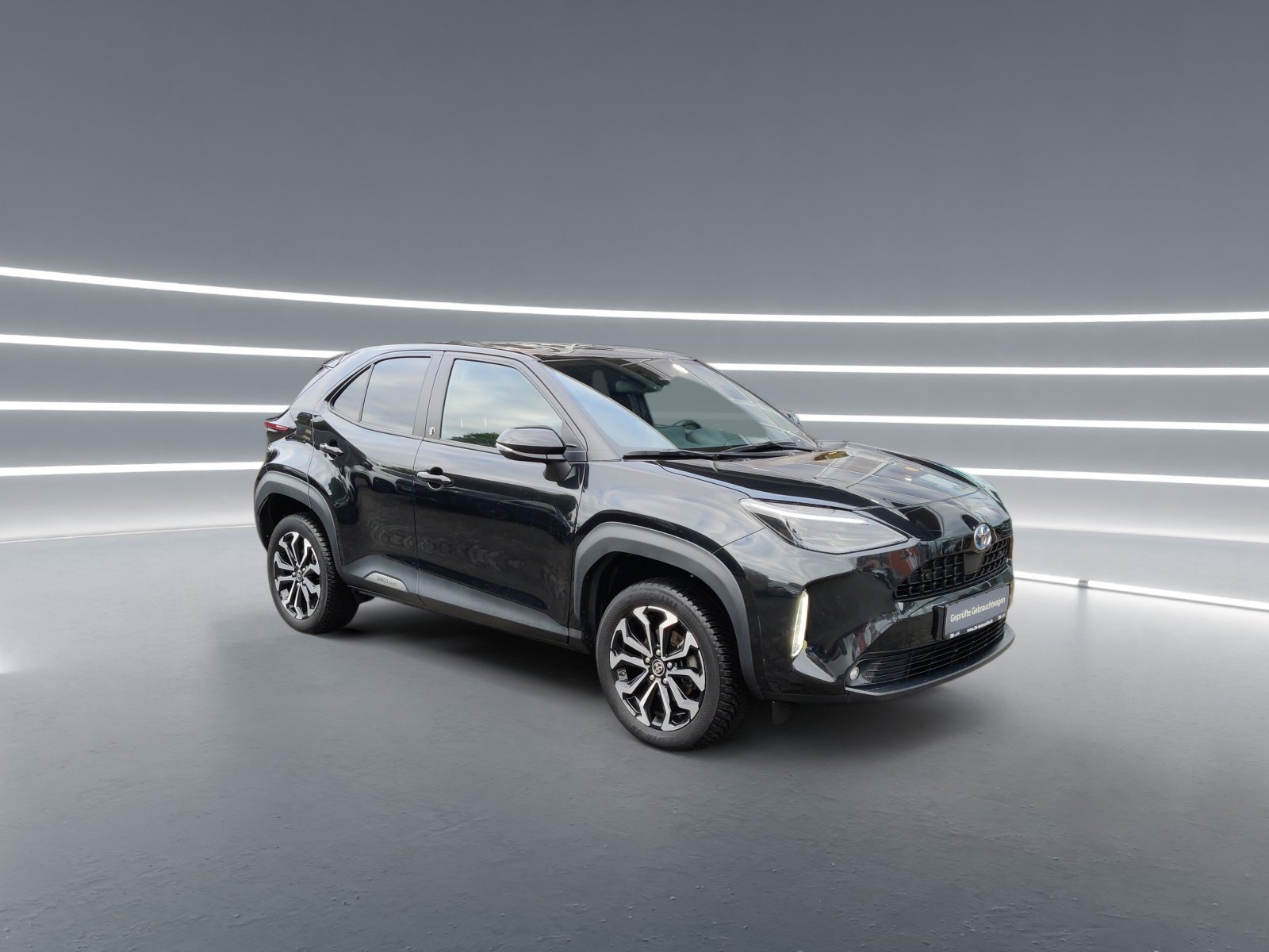 Foto 1 - Yaris Cross Hybrid Team D Jahreswagen 1. Hand, mysticschwarz