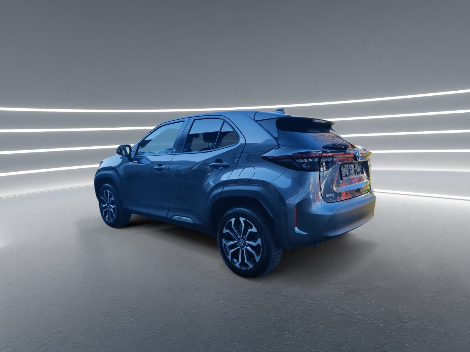 Foto 1 - Yaris Cross 1.5 Team Deutschland Winter + Technik, marlingrau