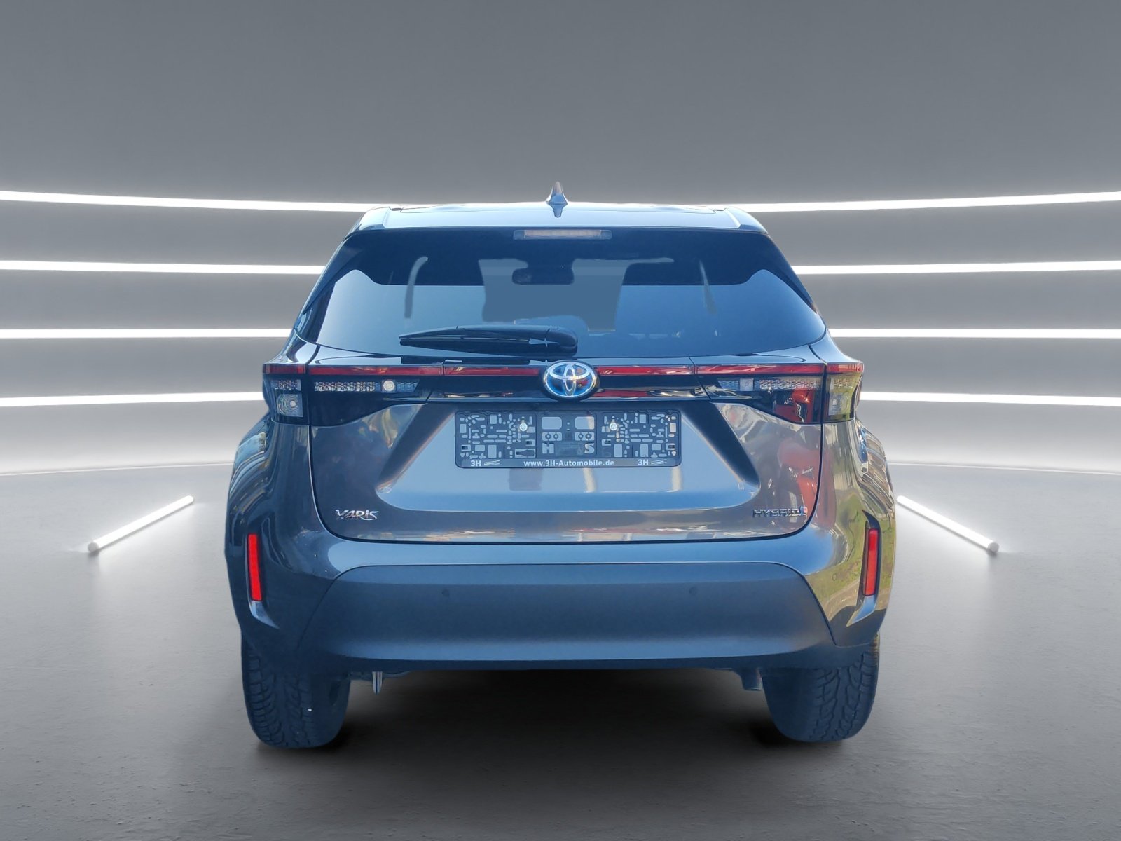 Foto 1 - Yaris Cross 1.5 Team Deutschland Winter + Technik, marlingrau