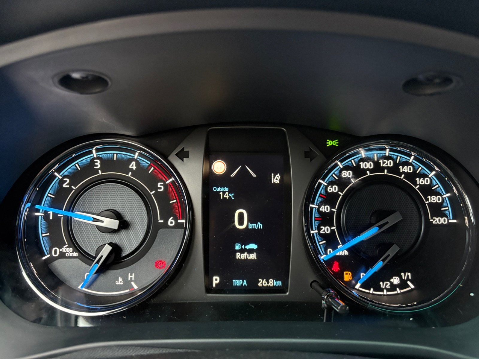 Foto 1 - HILUX 2.8L Double Cab Invincible, Marlingrau