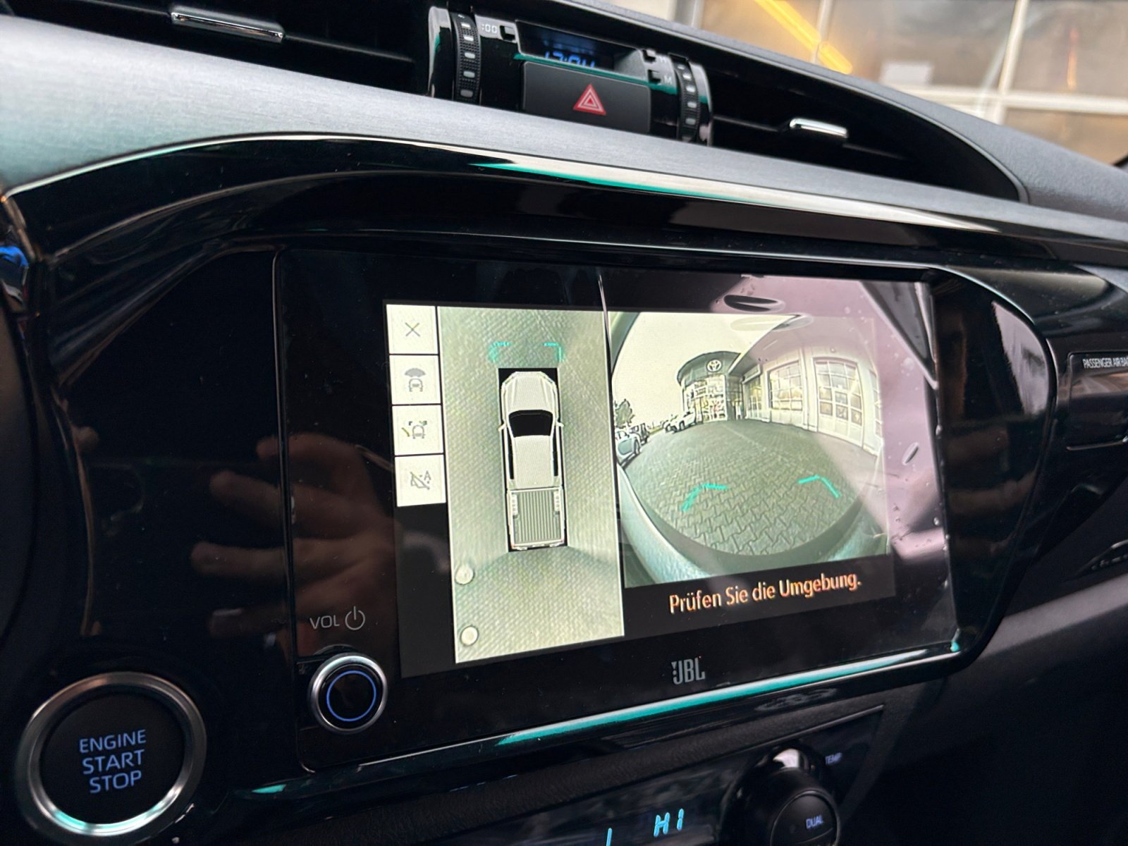 Foto 1 - HILUX 2.8L Double Cab Invincible, Marlingrau