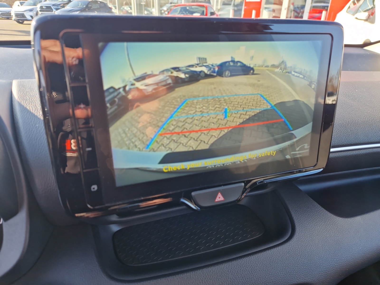 Foto 1 - Yaris Hybrid Teamplayer + Comfort-Paket, schneeweiß